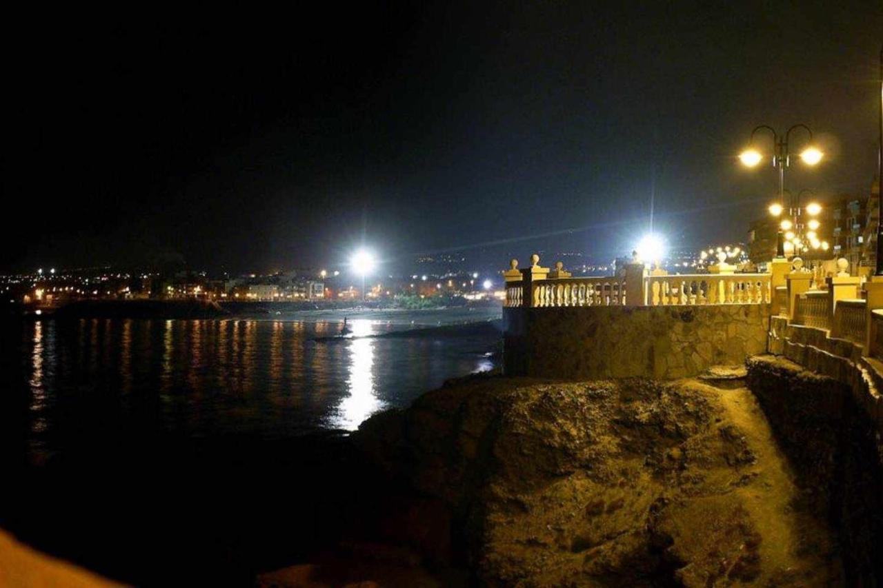 Primera Linea Con Preciosas Vistas Al Mar Melenara Bagian luar foto
